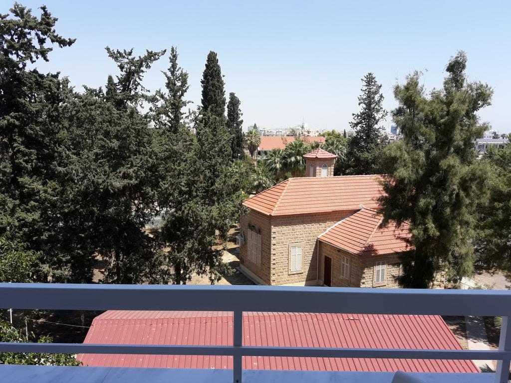 32 Hill Court Apartamento Larnaca Exterior foto