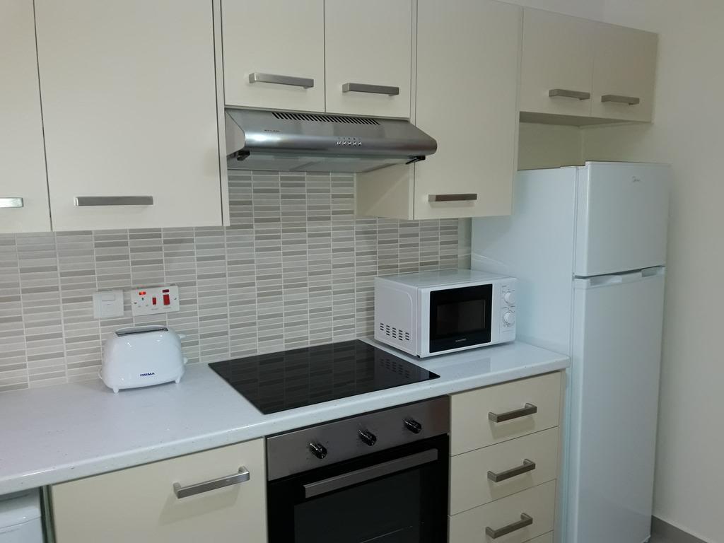 32 Hill Court Apartamento Larnaca Exterior foto